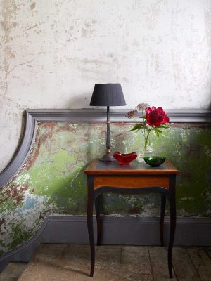 Etien Lamp Table (E616)